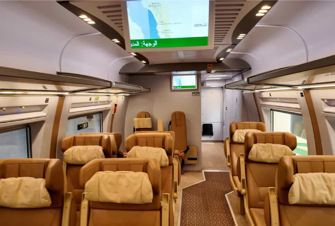 ibadah-islamic-travel-high-speed-train-04